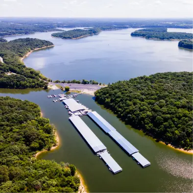 peninsula-marina-covered-slips