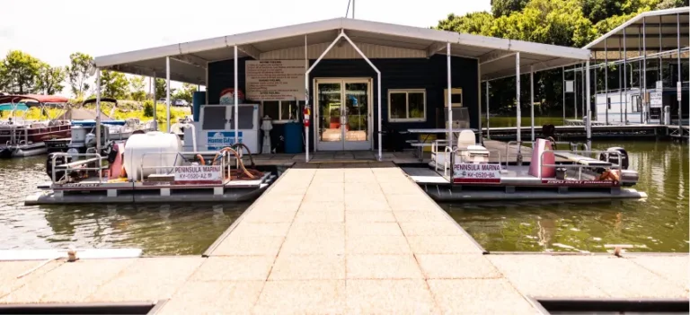 peninsula-marina-store-front